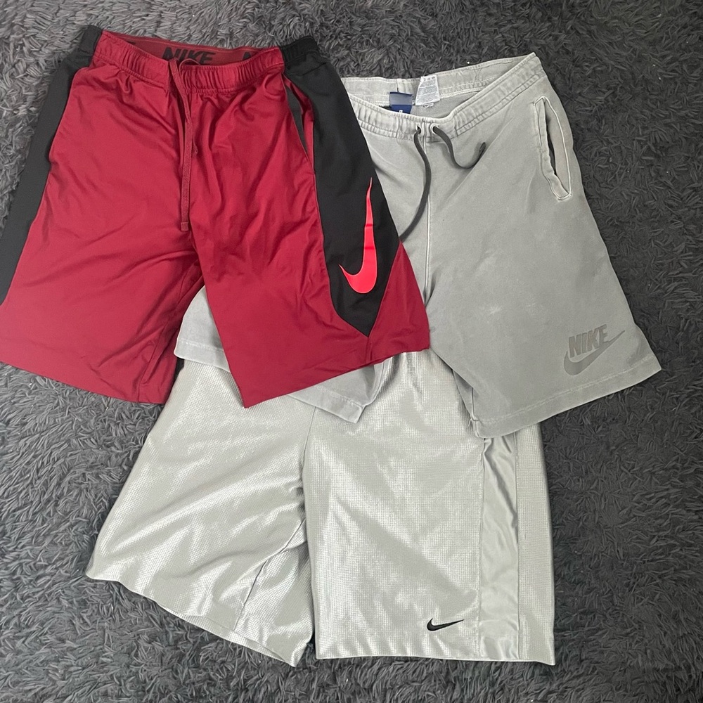 Men Size Large Nike Basketball Shorts Bundle of 3